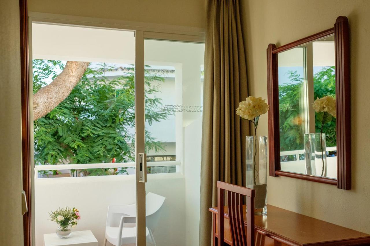 Iroco Hostal Cala D´Or Eksteriør bilde