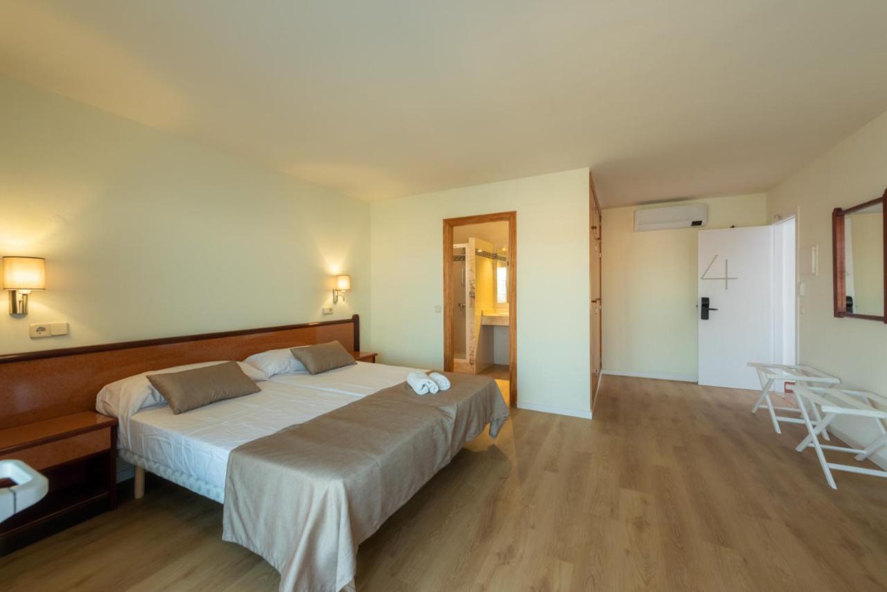 Iroco Hostal Cala D´Or Eksteriør bilde