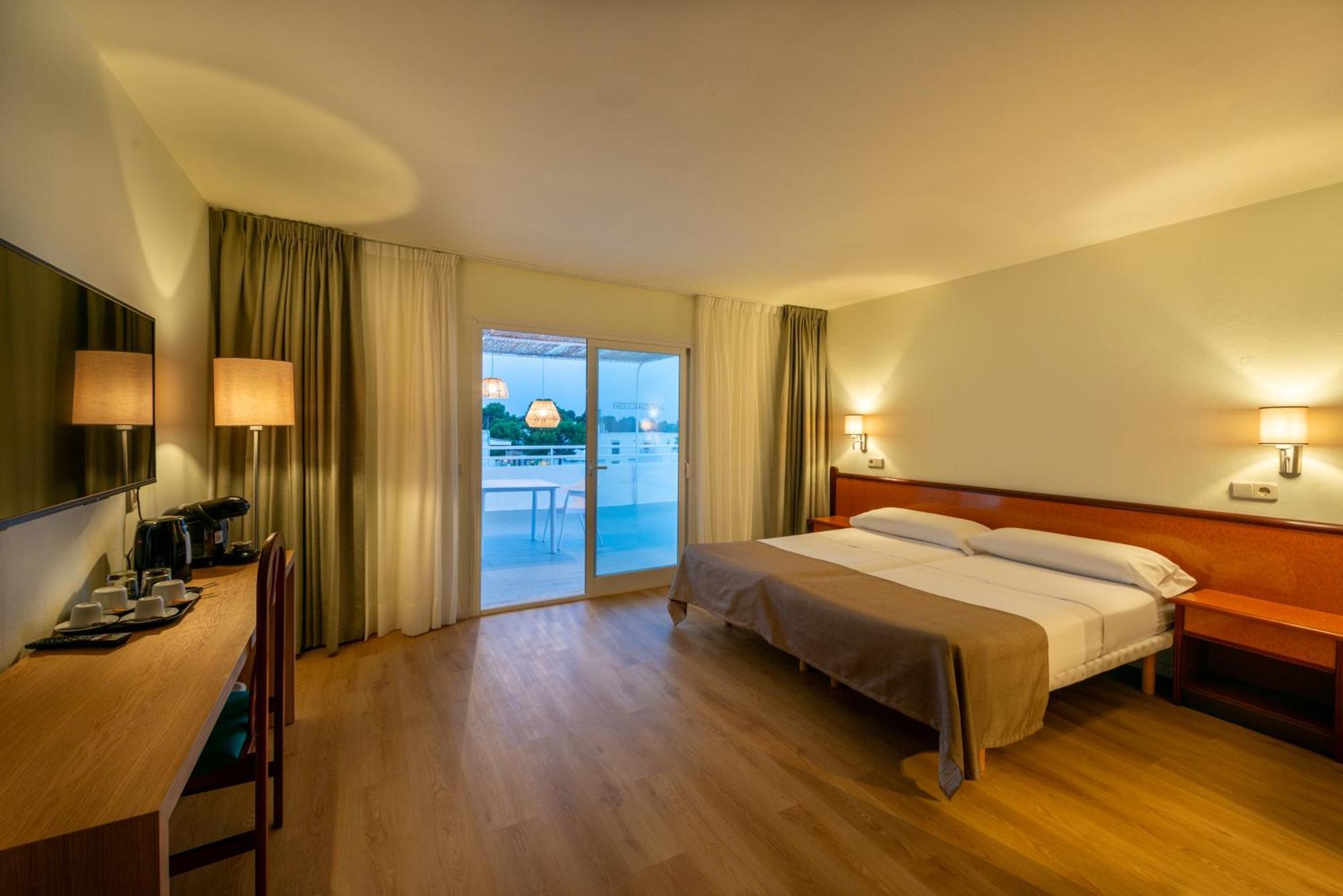 Iroco Hostal Cala D´Or Eksteriør bilde